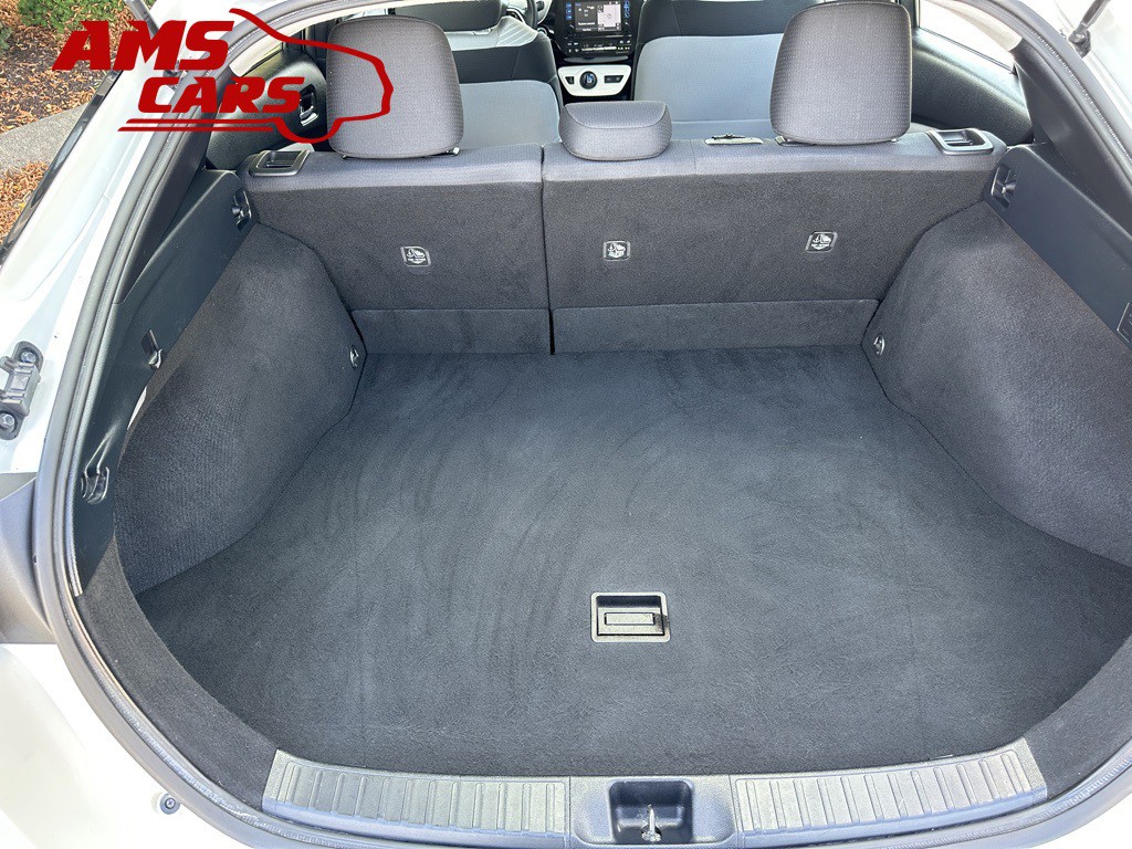 2017 Toyota Prius Image 51
