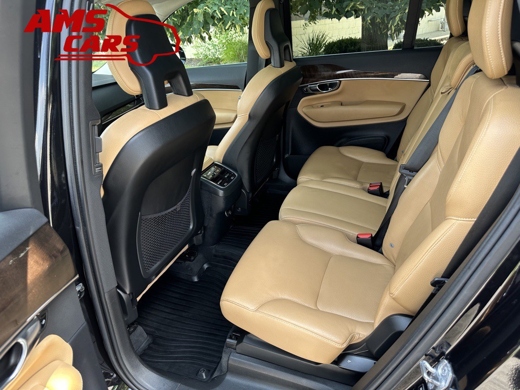 2016 Volvo XC90 Image 12