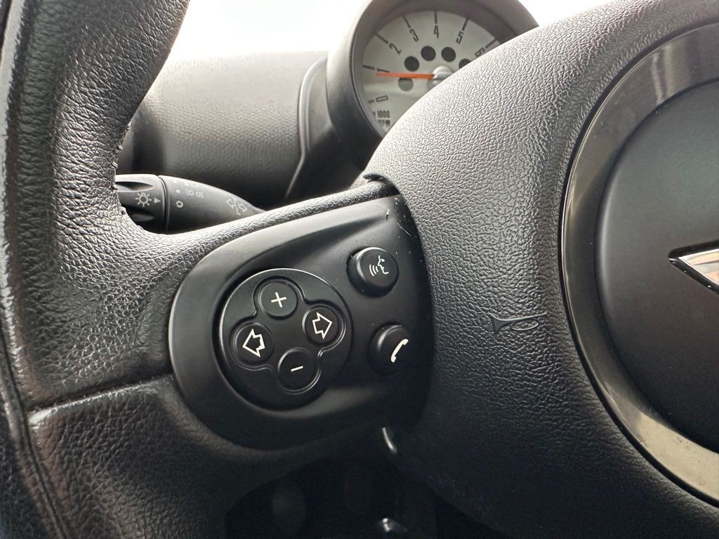 2012 MINI Countryman Image 19