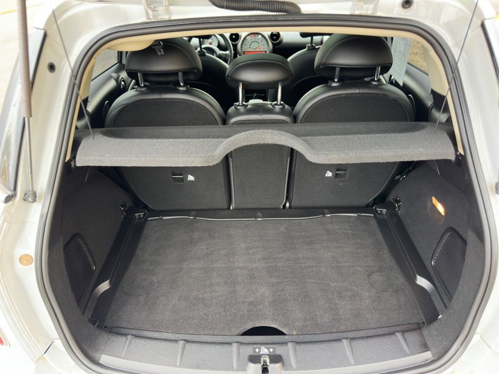 2012 MINI Countryman Image 27