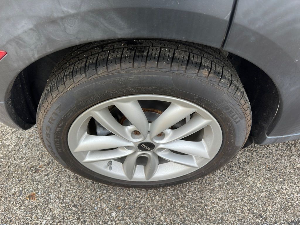 2012 MINI Countryman Image 31