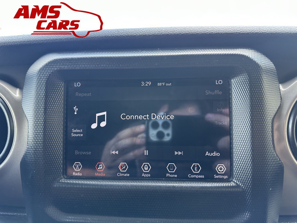 2020 Jeep Wrangler Image 32