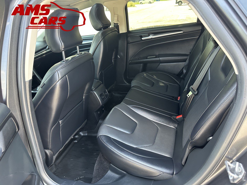 2017 Ford Fusion Image 13