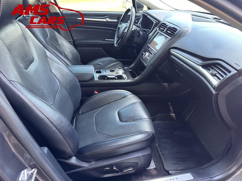 2017 Ford Fusion Image 18