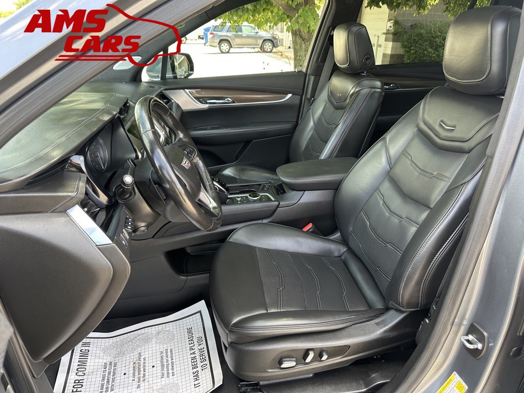 2022 Cadillac XT6 Image 11