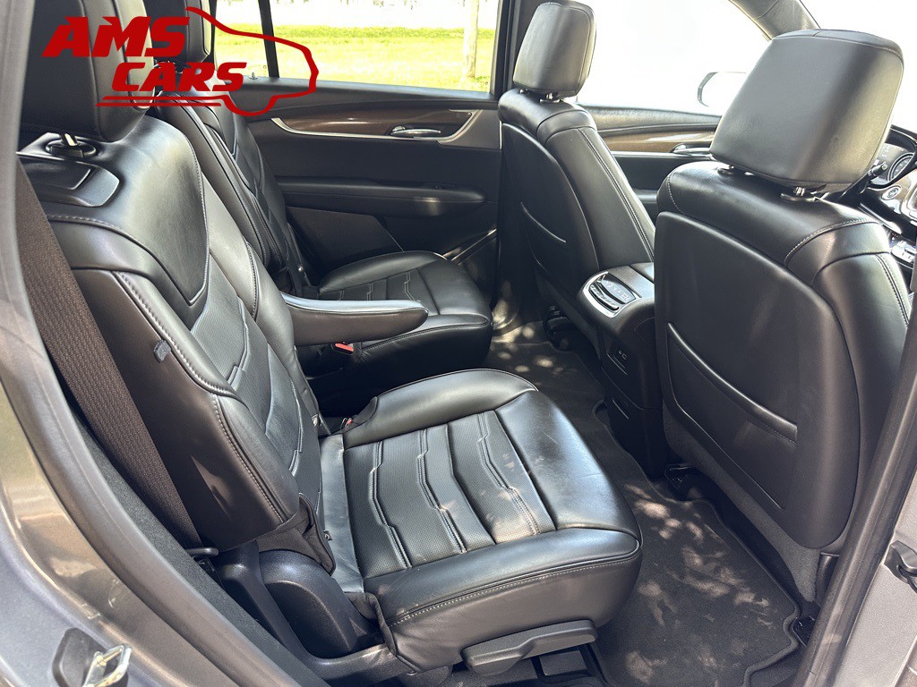 2022 Cadillac XT6 Image 16