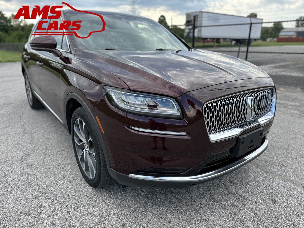 2022 Lincoln Nautilus Image 4
