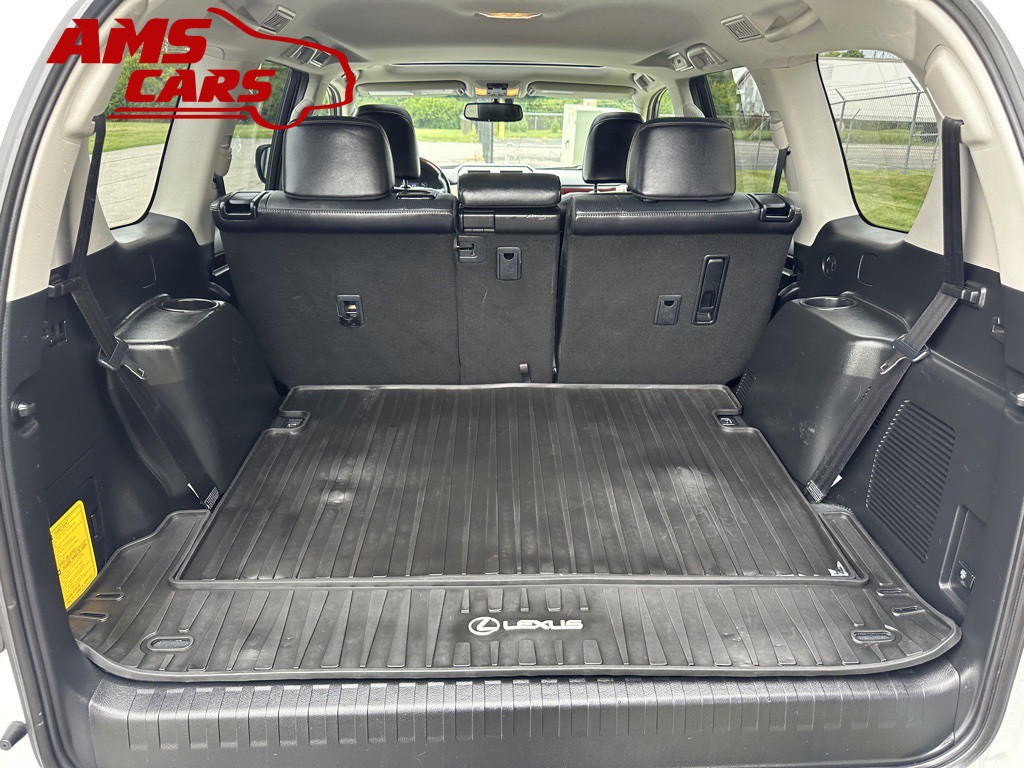 2016 Lexus GX Image 19