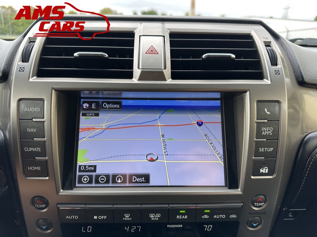 2016 Lexus GX Image 29