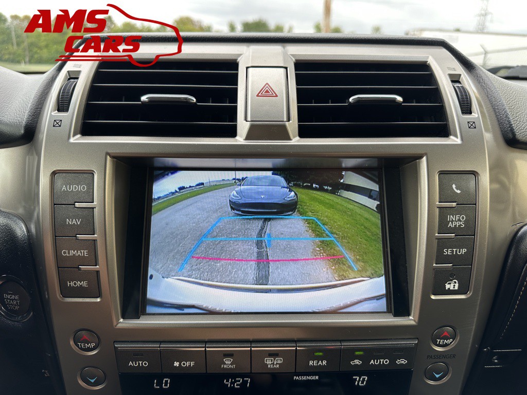 2016 Lexus GX Image 33