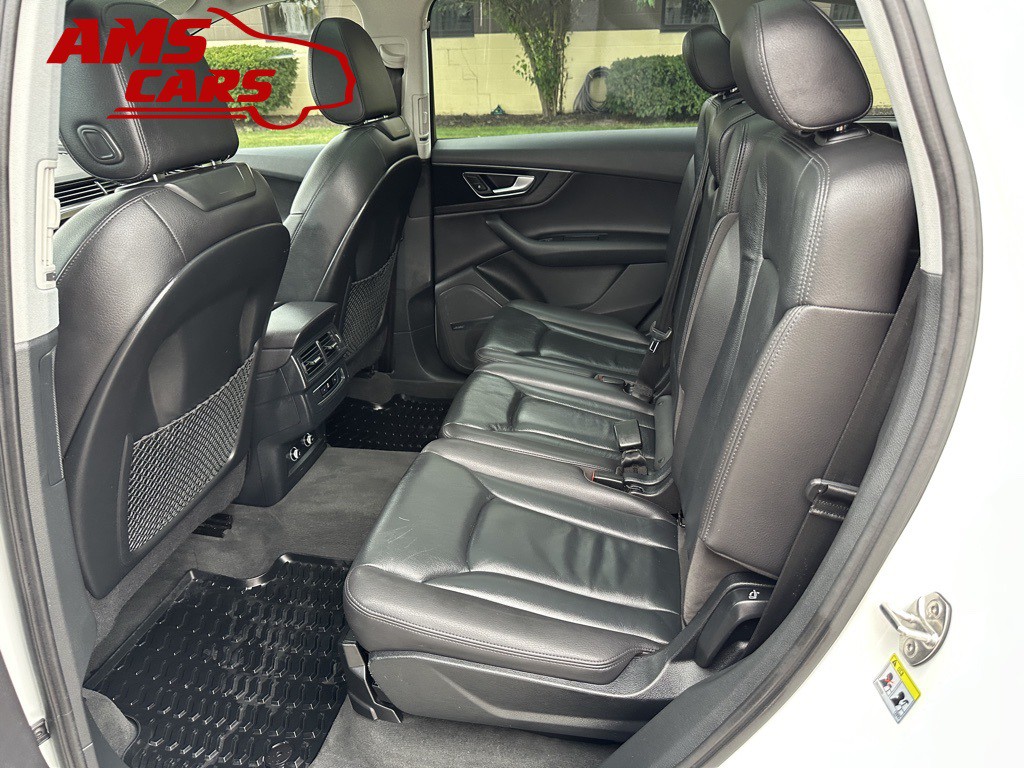 2018 Audi Q7 Image 12