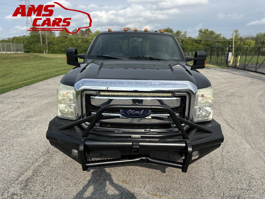 2011 Ford F-250 Image 2