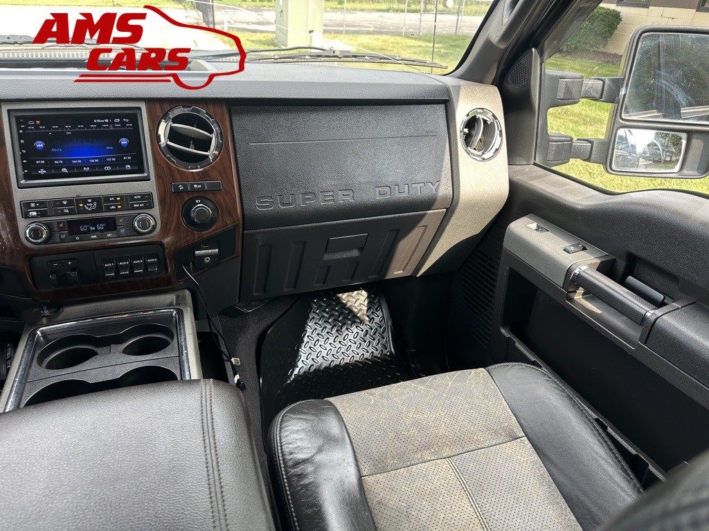 2011 Ford F-250 Image 9
