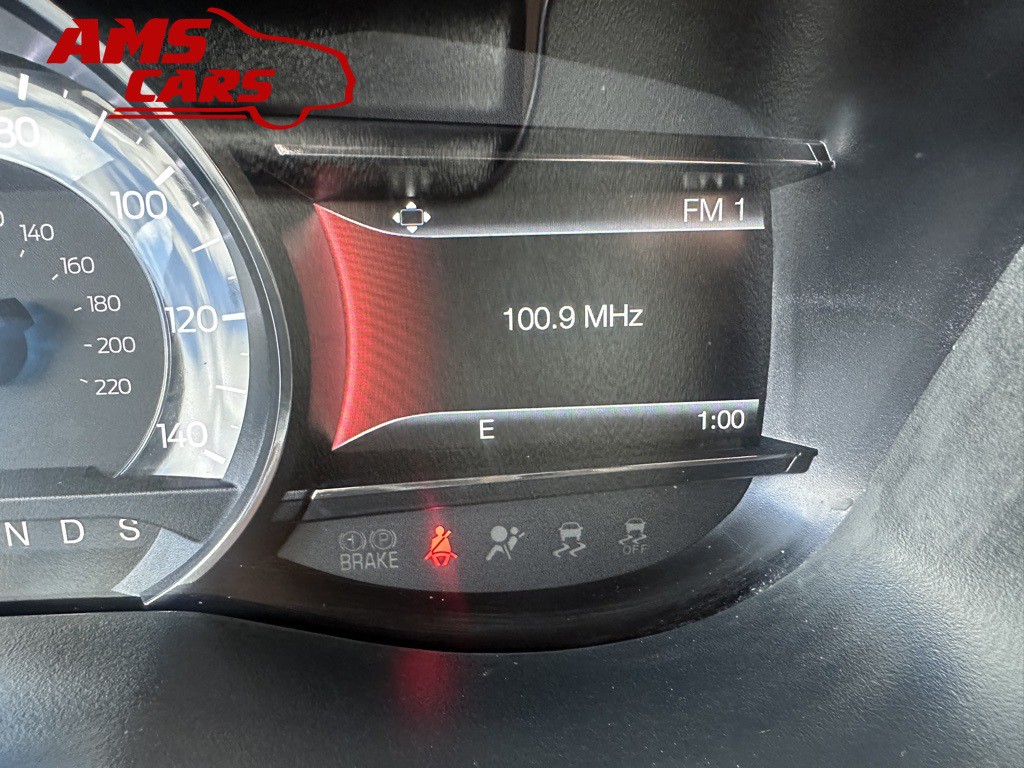 2018 Ford Explorer Image 32