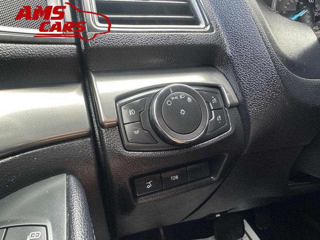 2018 Ford Explorer Image 35