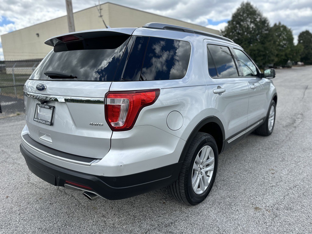 2018 Ford Explorer Image 4