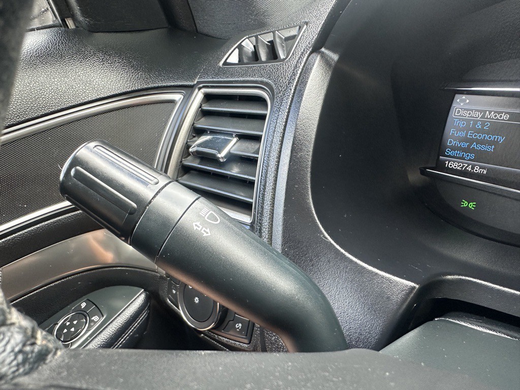 2018 Ford Explorer Image 34