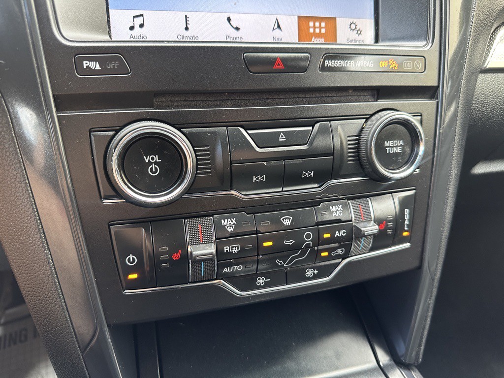 2018 Ford Explorer Image 50