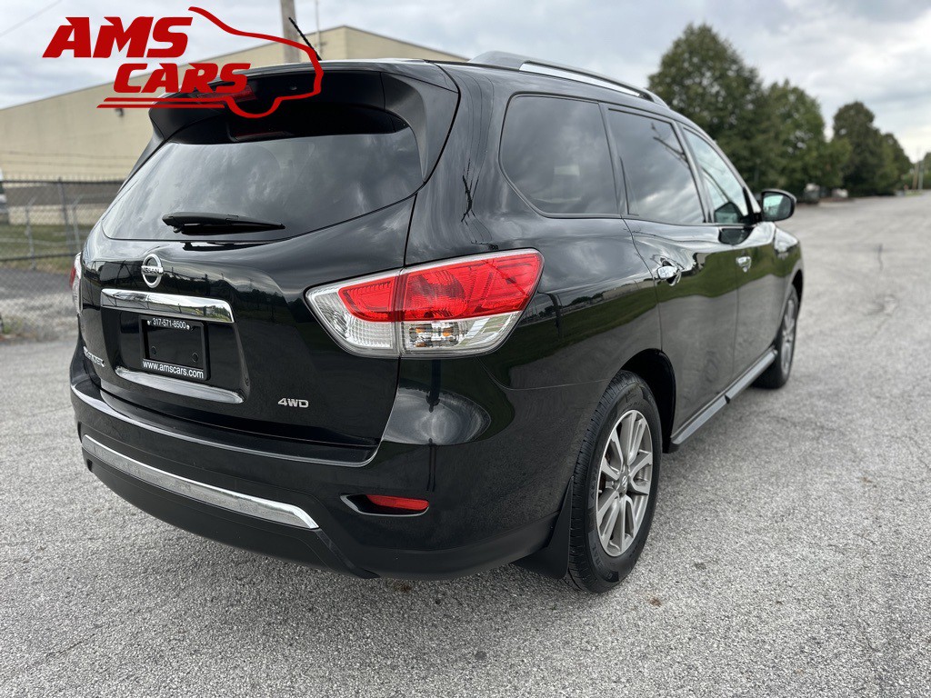 2015 Nissan Pathfinder Image 4