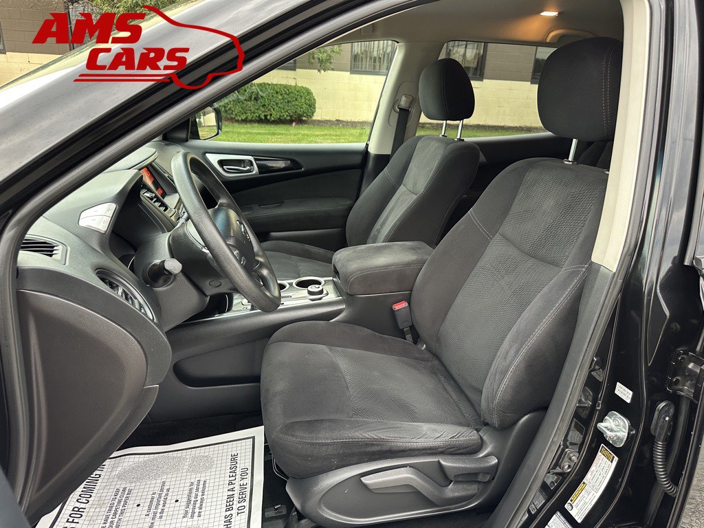 2015 Nissan Pathfinder Image 11