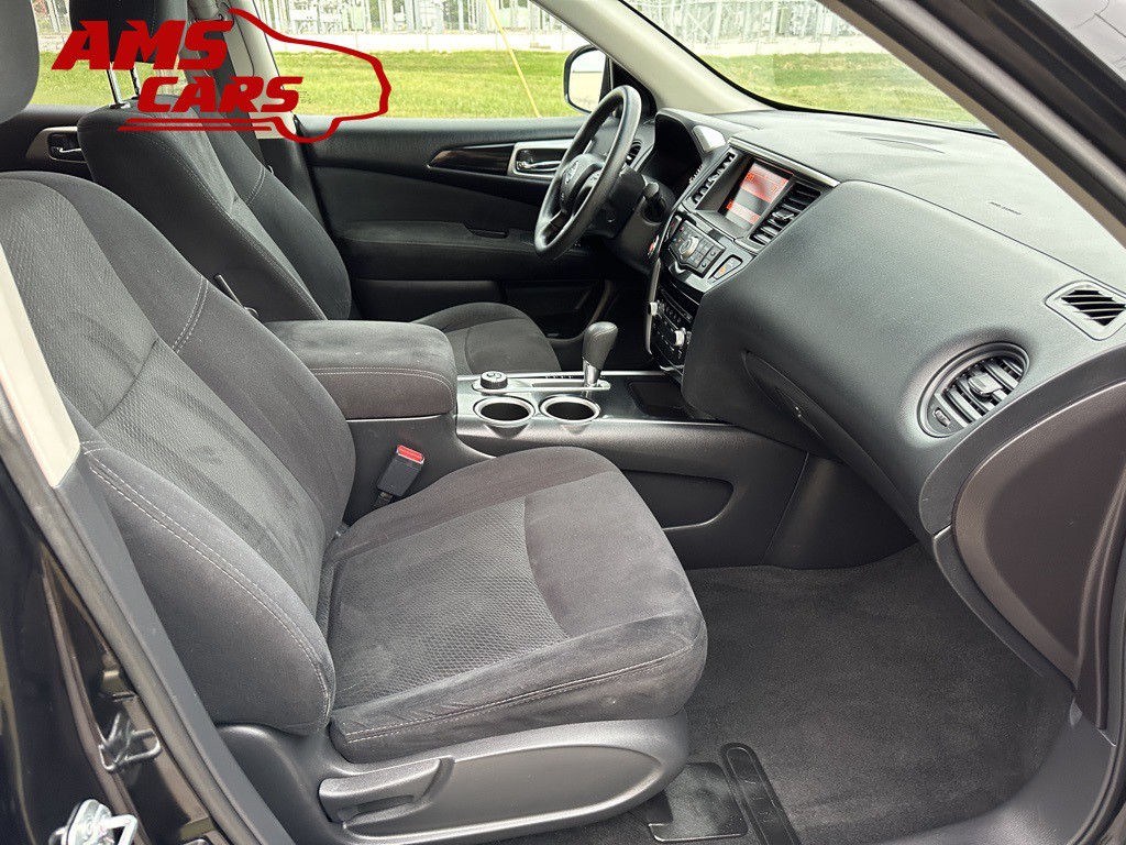 2015 Nissan Pathfinder Image 17