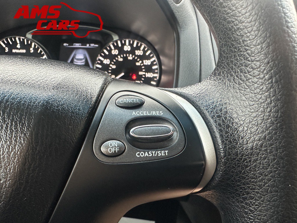 2015 Nissan Pathfinder Image 20