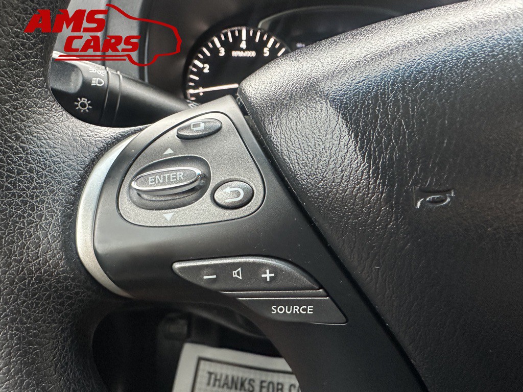 2015 Nissan Pathfinder Image 21