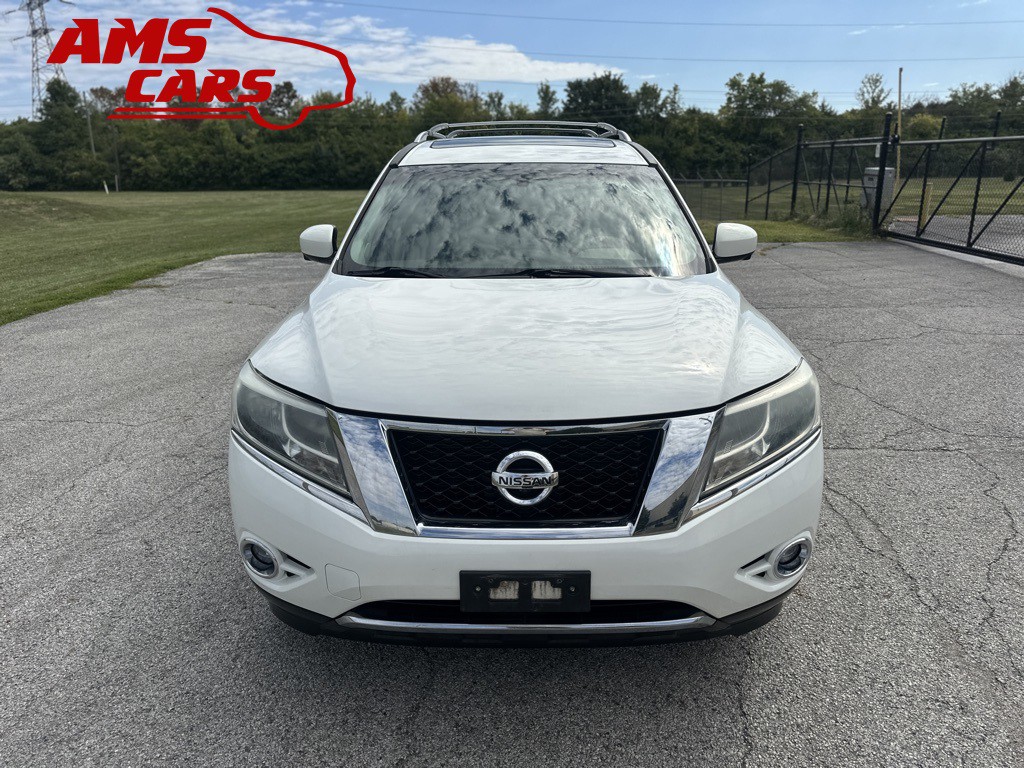 2013 Nissan Pathfinder Image 2