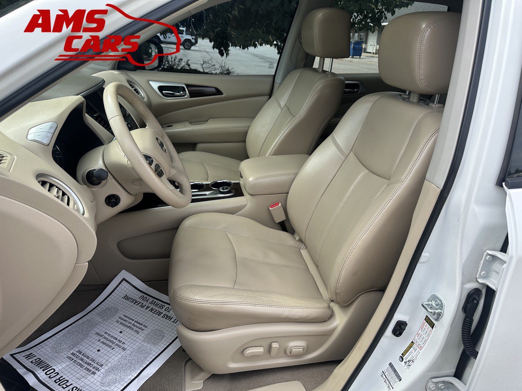 2013 Nissan Pathfinder Image 11