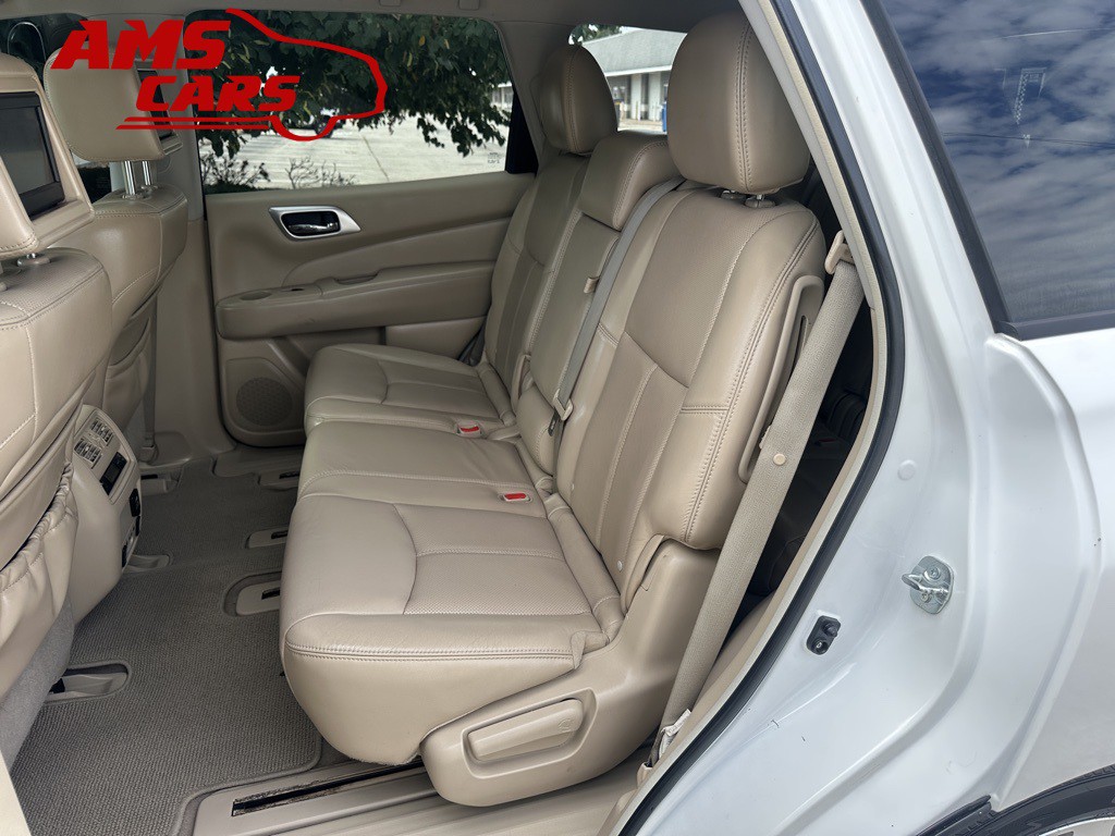 2013 Nissan Pathfinder Image 13