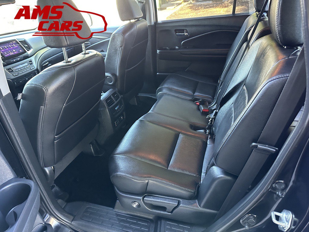 2017 Honda Pilot Image 12