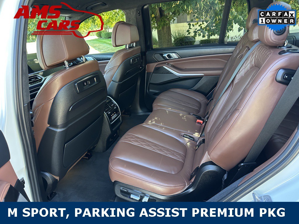 2022 BMW X7 Image 12