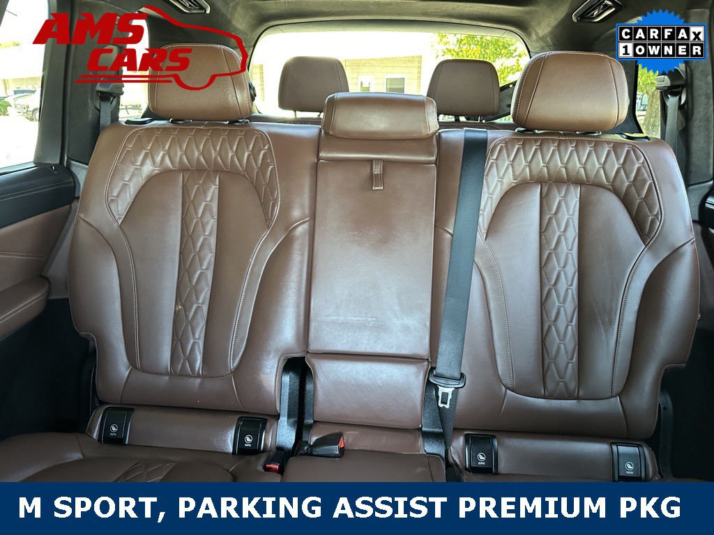 2022 BMW X7 Image 14