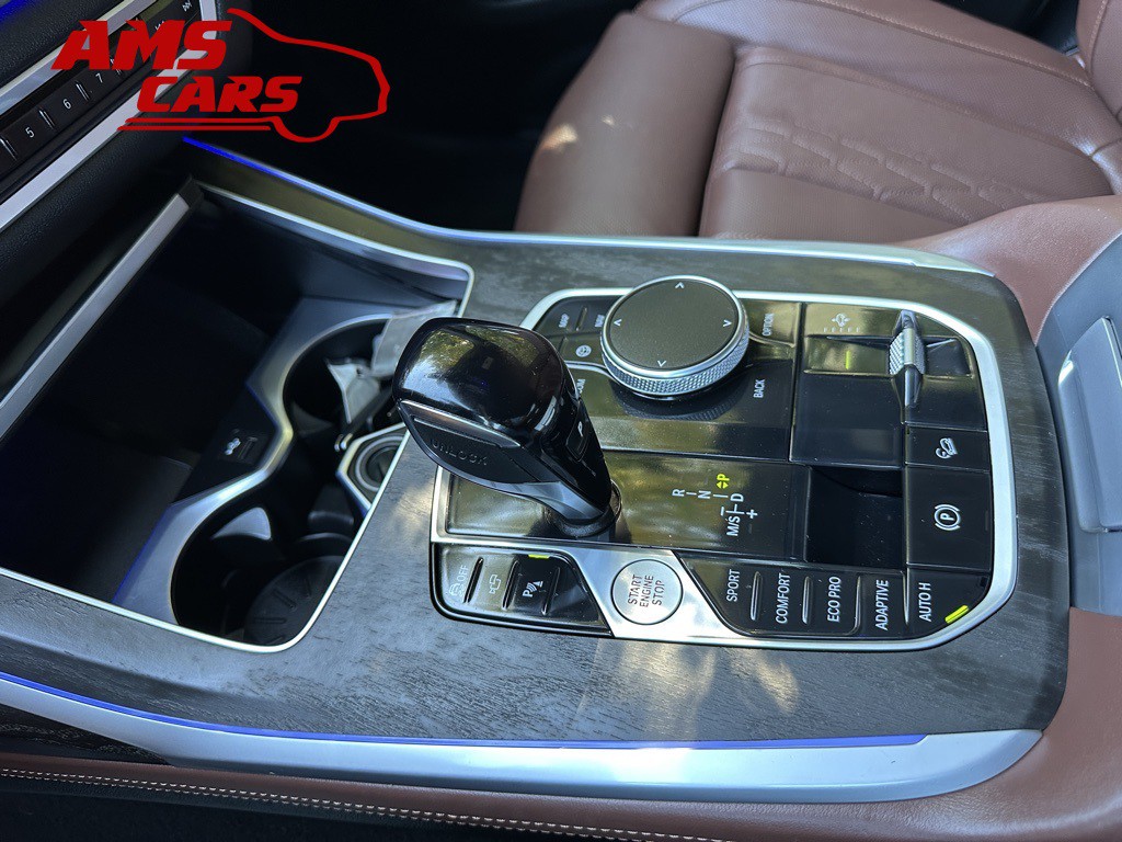 2022 BMW X7 Image 42