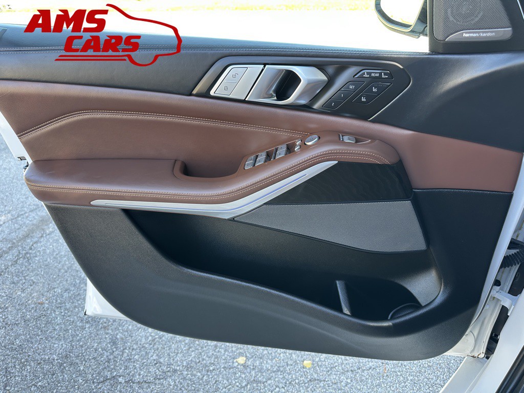 2022 BMW X7 Image 46