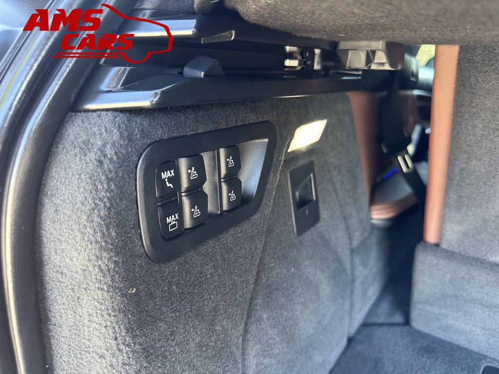 2022 BMW X7 Image 52