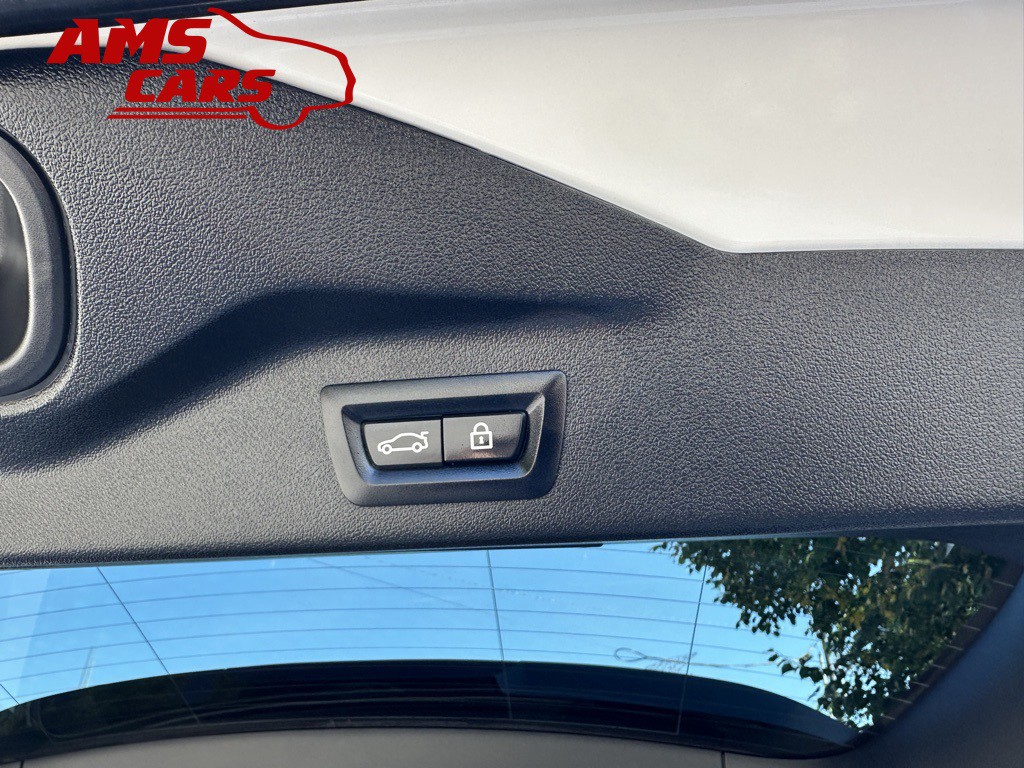 2022 BMW X7 Image 53