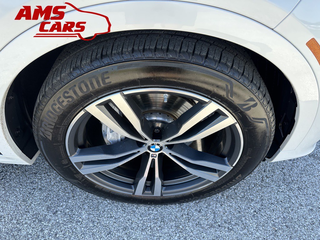 2022 BMW X7 Image 60
