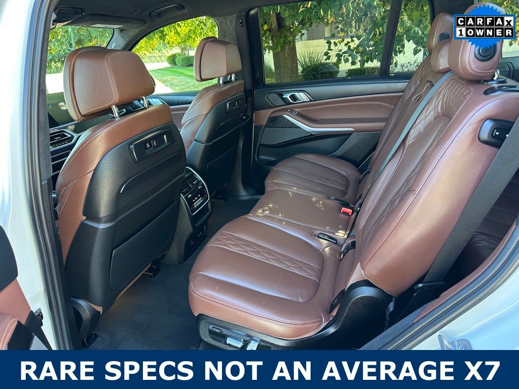 2022 BMW X7 Image 12