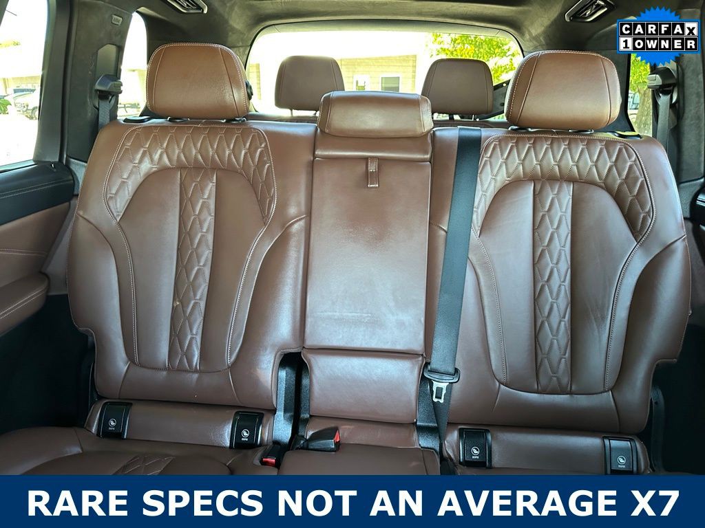 2022 BMW X7 Image 14