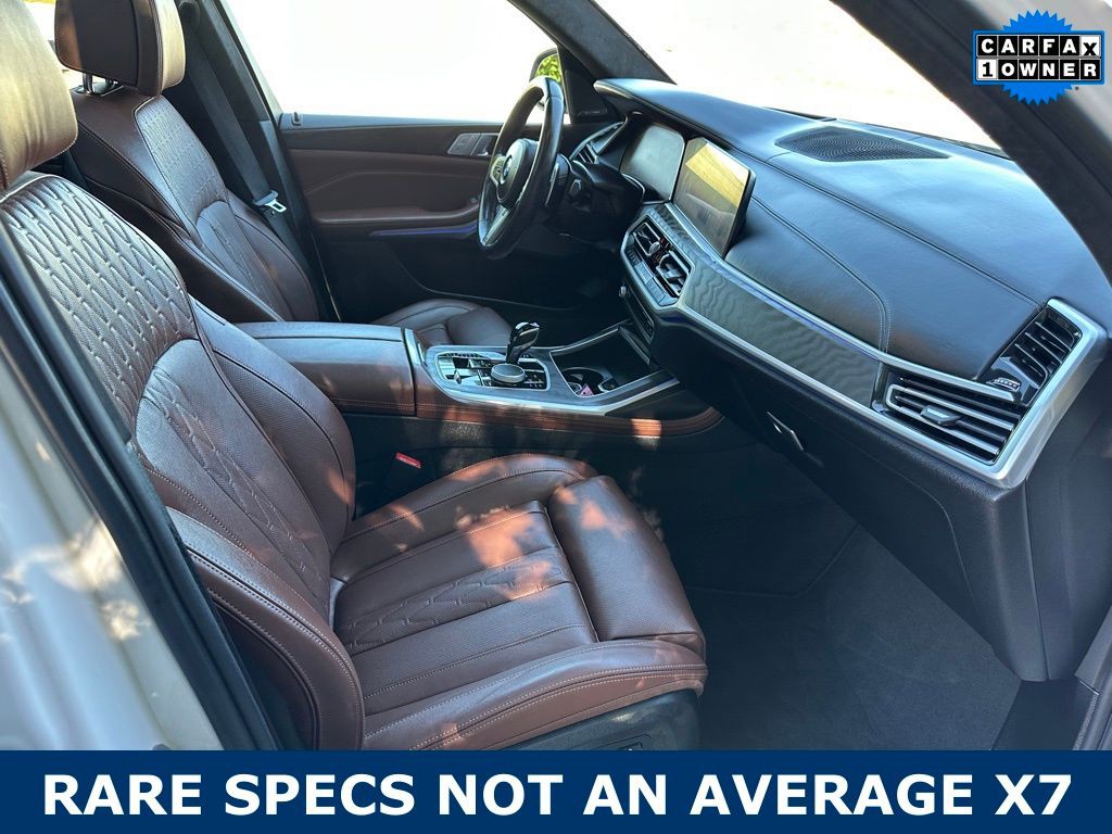 2022 BMW X7 Image 18