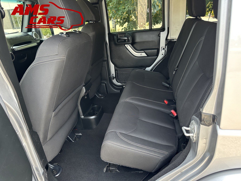 2018 Jeep Wrangler Image 13