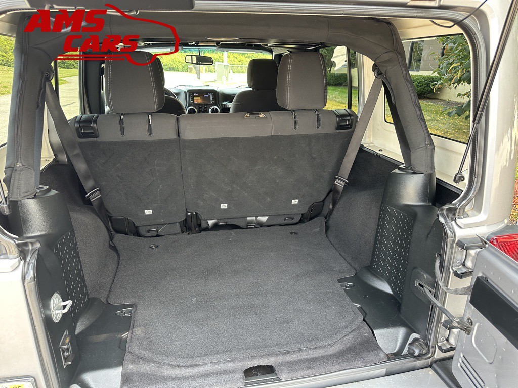 2018 Jeep Wrangler Image 16