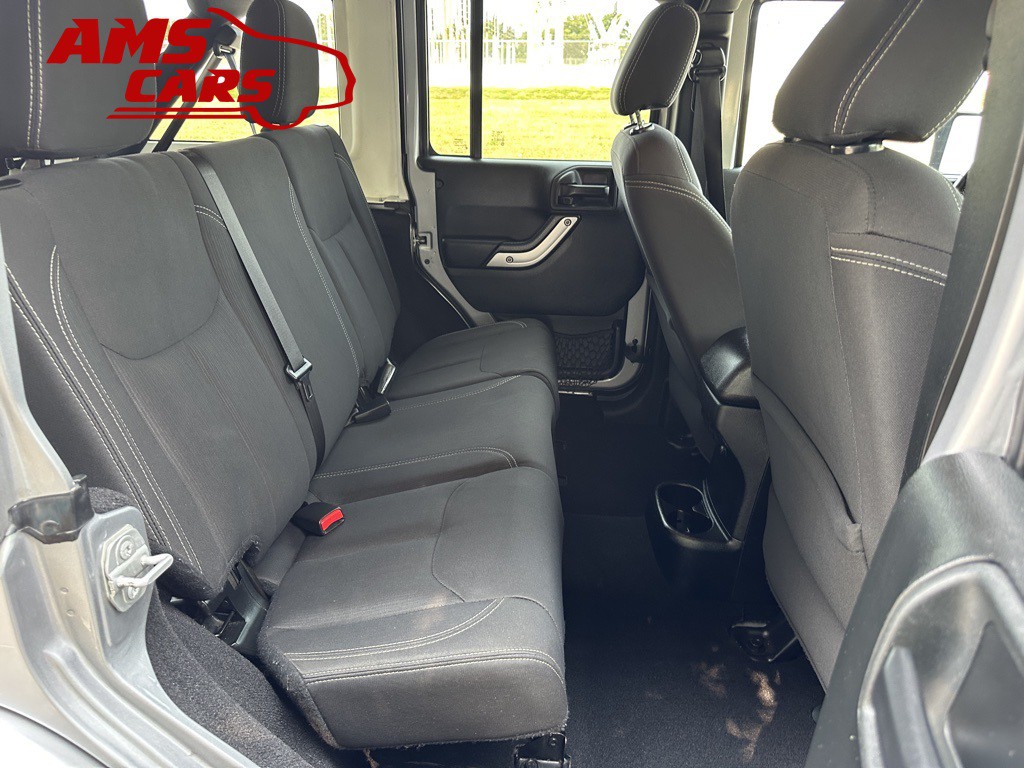 2018 Jeep Wrangler Image 18
