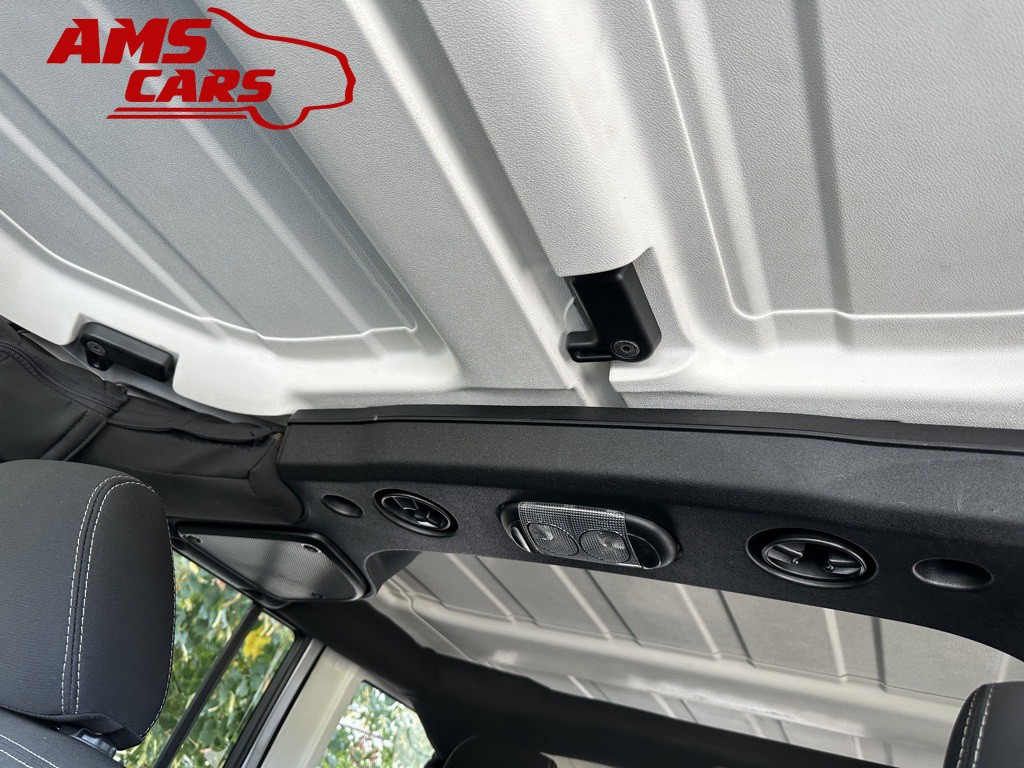 2018 Jeep Wrangler Image 31