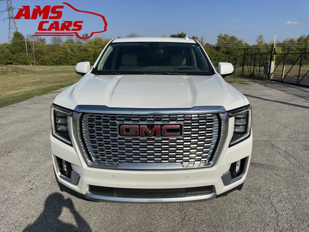 2022 GMC Yukon Image 2
