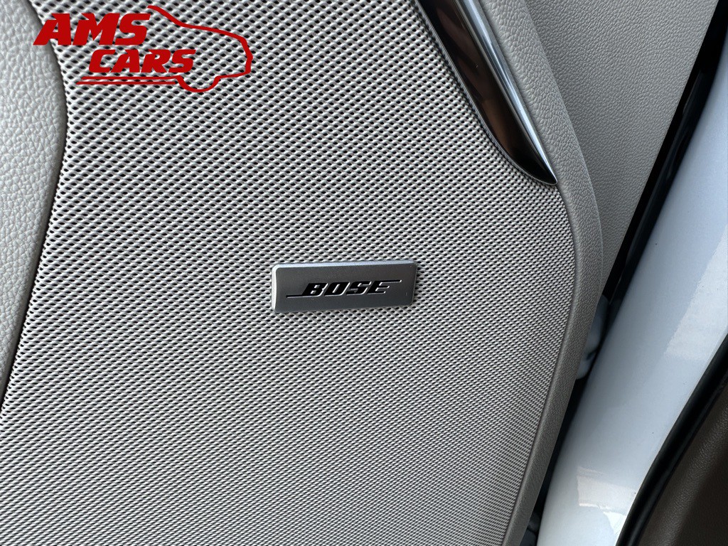 2022 GMC Yukon Image 54