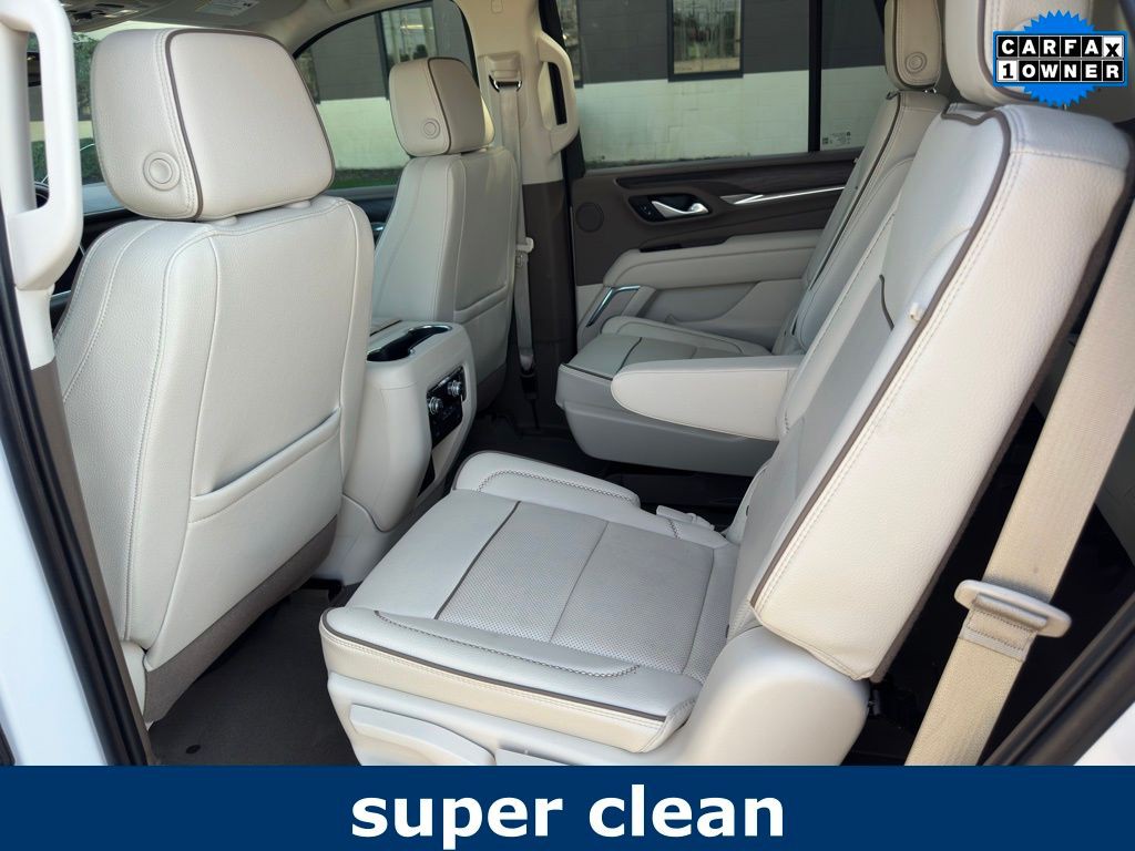 2022 GMC Yukon Image 13