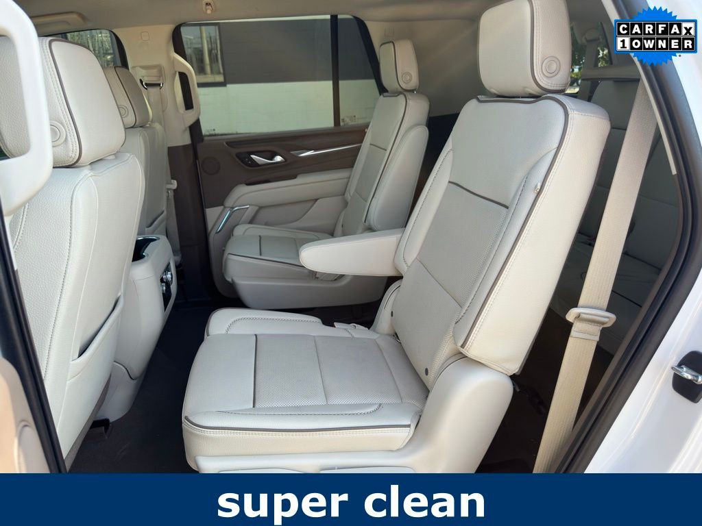 2022 GMC Yukon Image 14