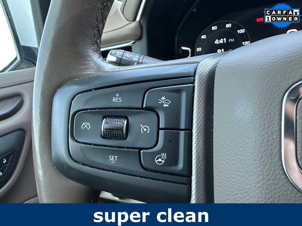 2022 GMC Yukon Image 32